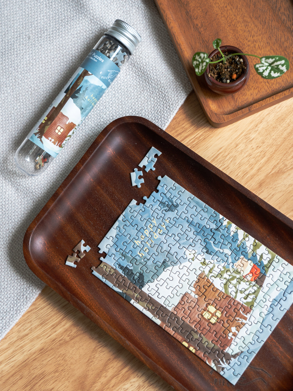Mini Jigsaw Puzzle | Snowy Haven